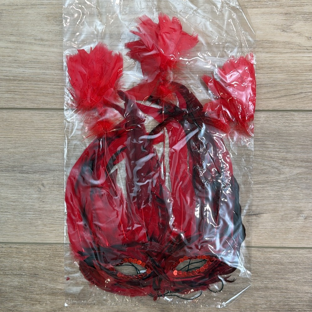 Red Feather Mask - Picture 3 of 6
